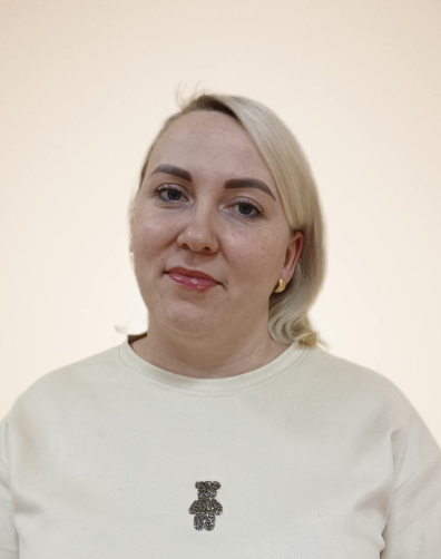 Педагогический работник Распопова Яна Сергеевна.
